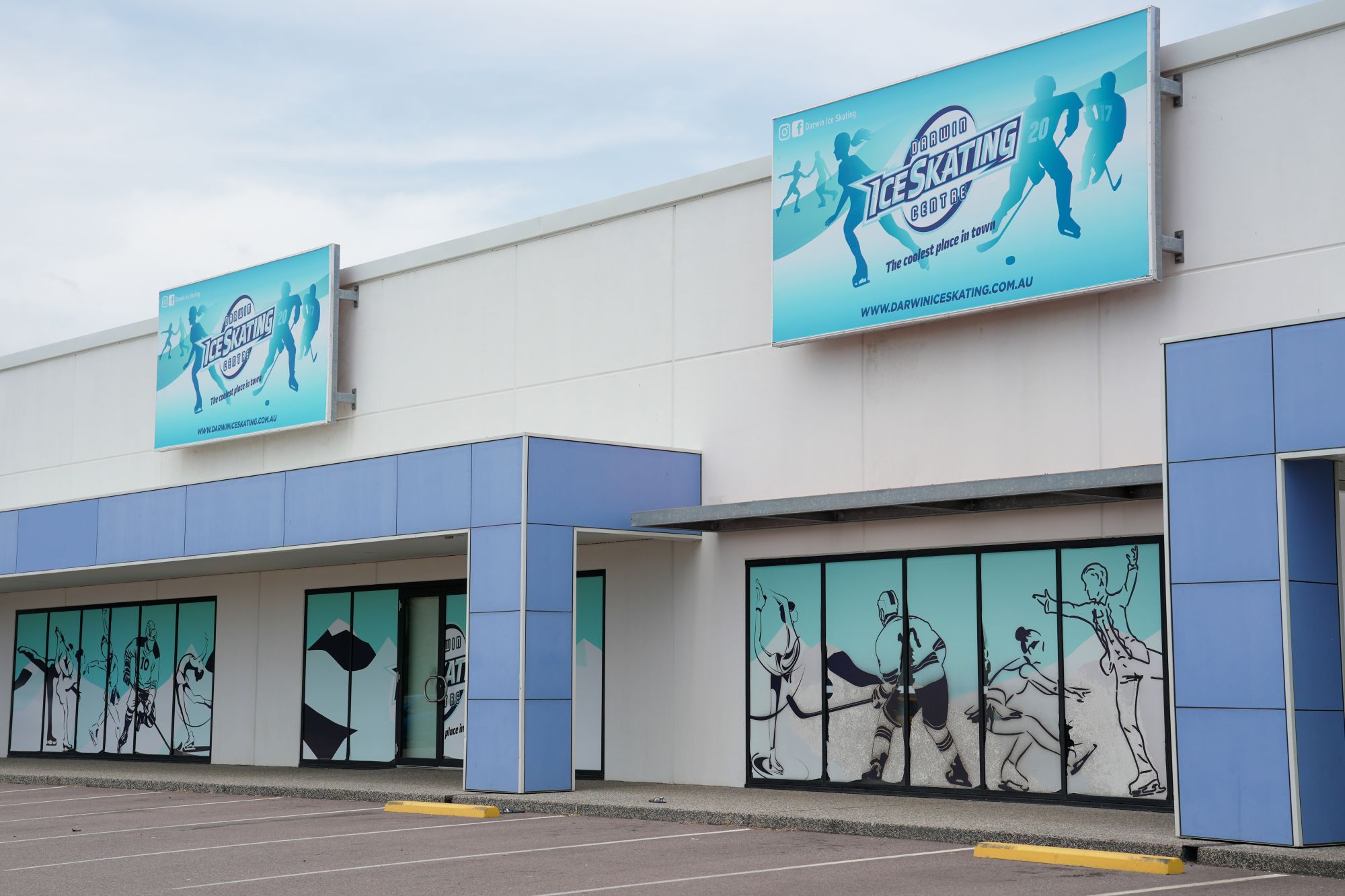 Boards showing Darwin Ice Skating sign